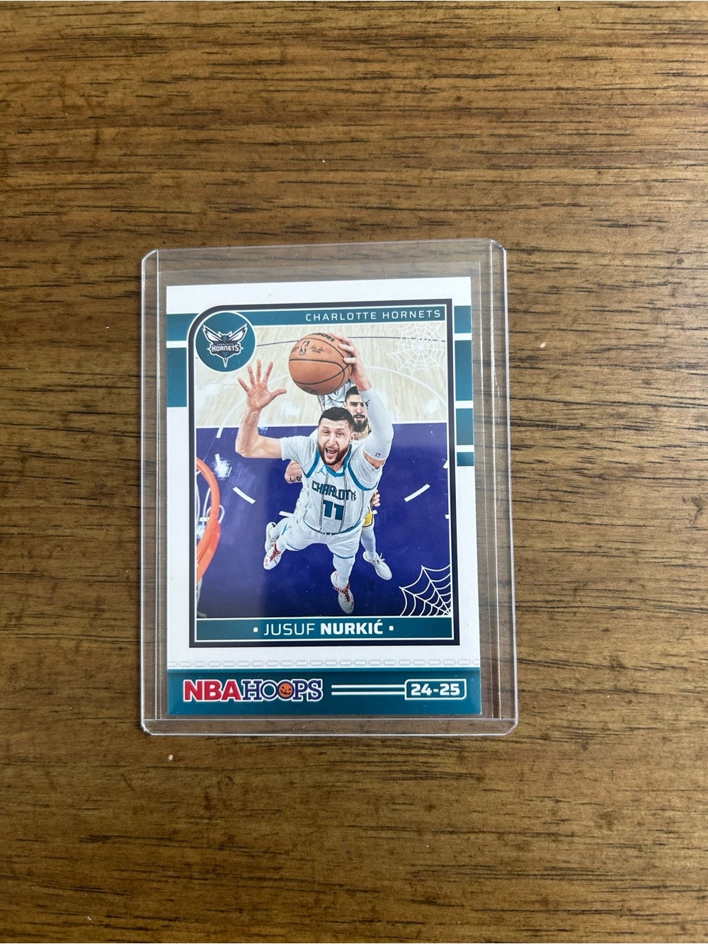 Charlotte Hornets NBA Haunted Hoops 24-25: Set of 5 cards - Picture 4 of 7